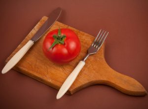 http://www.dreamstime.com/royalty-free-stock-photography-tomato-plate-image20125697