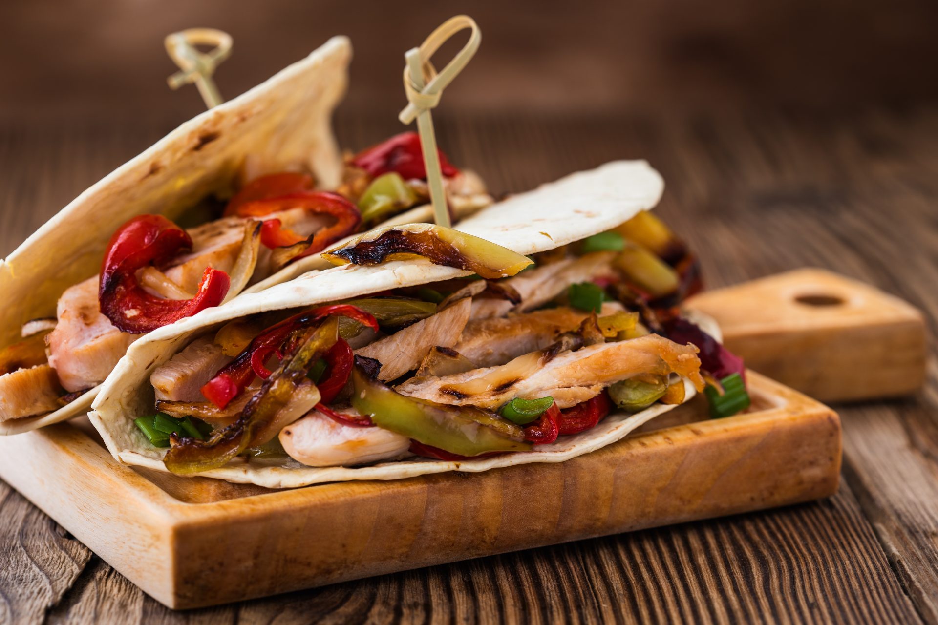 Turkey Fajitas with Baby Spinach and Red Peppers American Institute